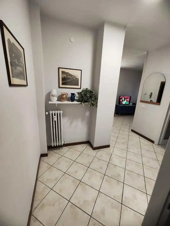 Apartamento Sauro 44B Sondrio 0*,  Italia